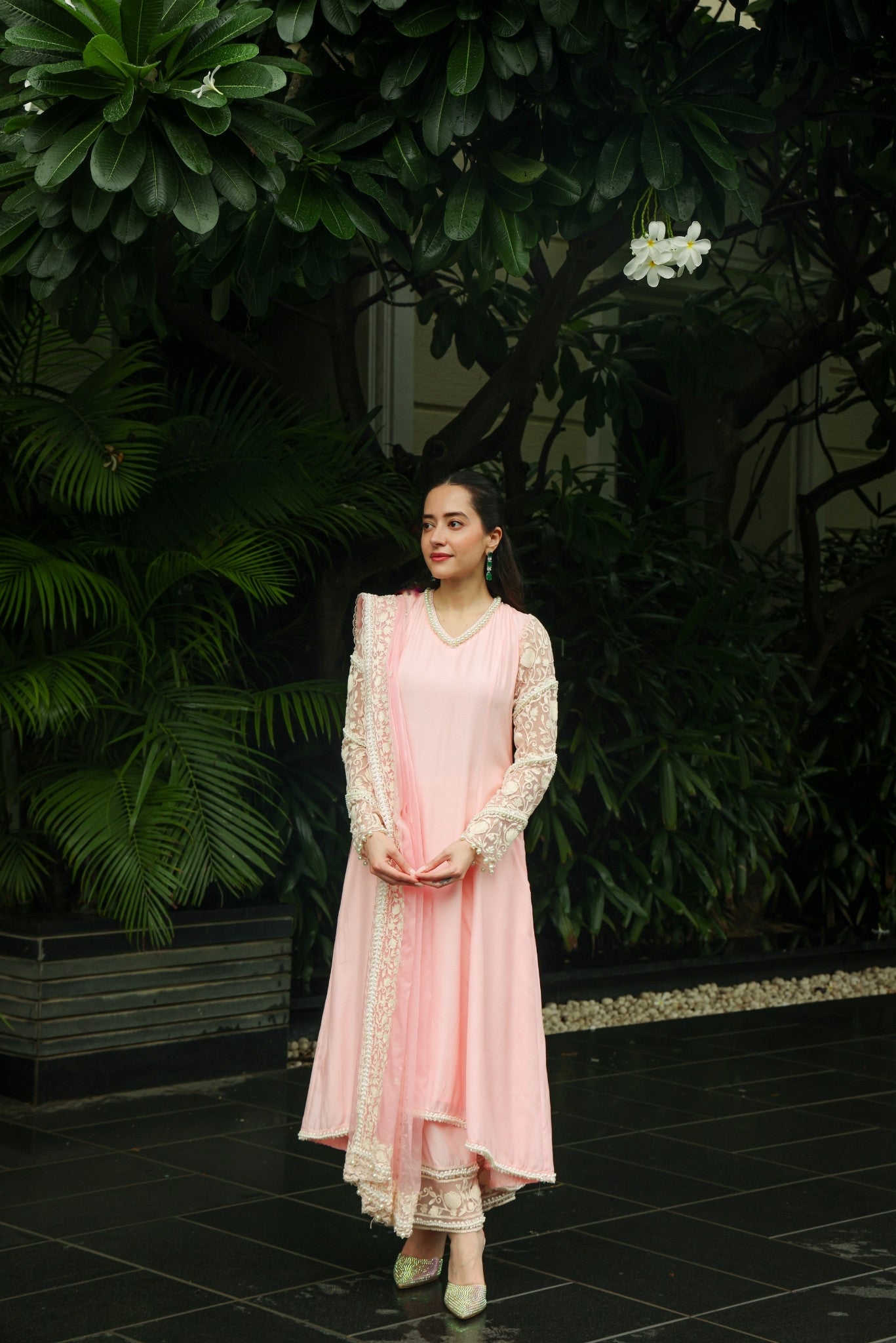 Pastel Pink Kashmiri Pheran Suit Set