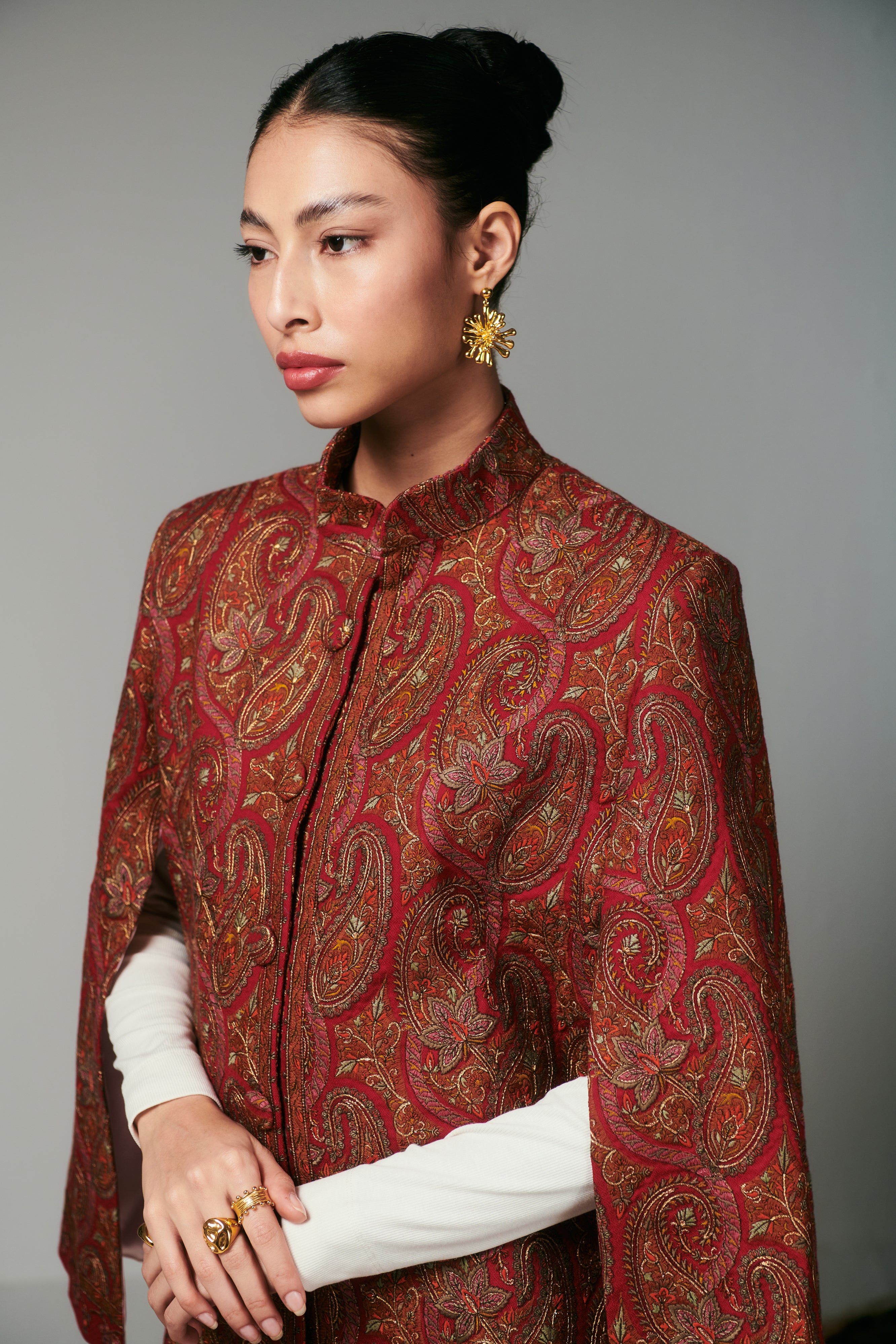 Sozni Fine Wool Cape