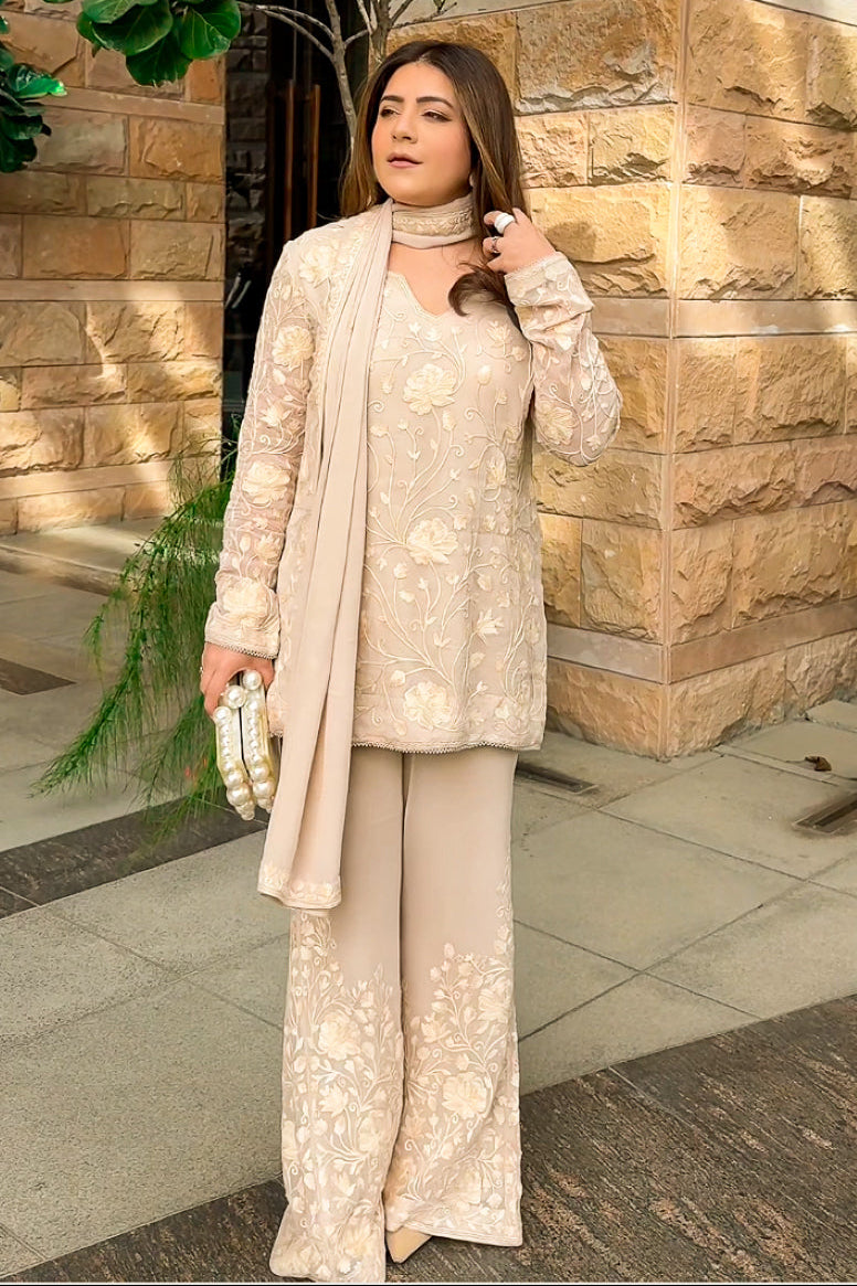 kashmiri kurta female