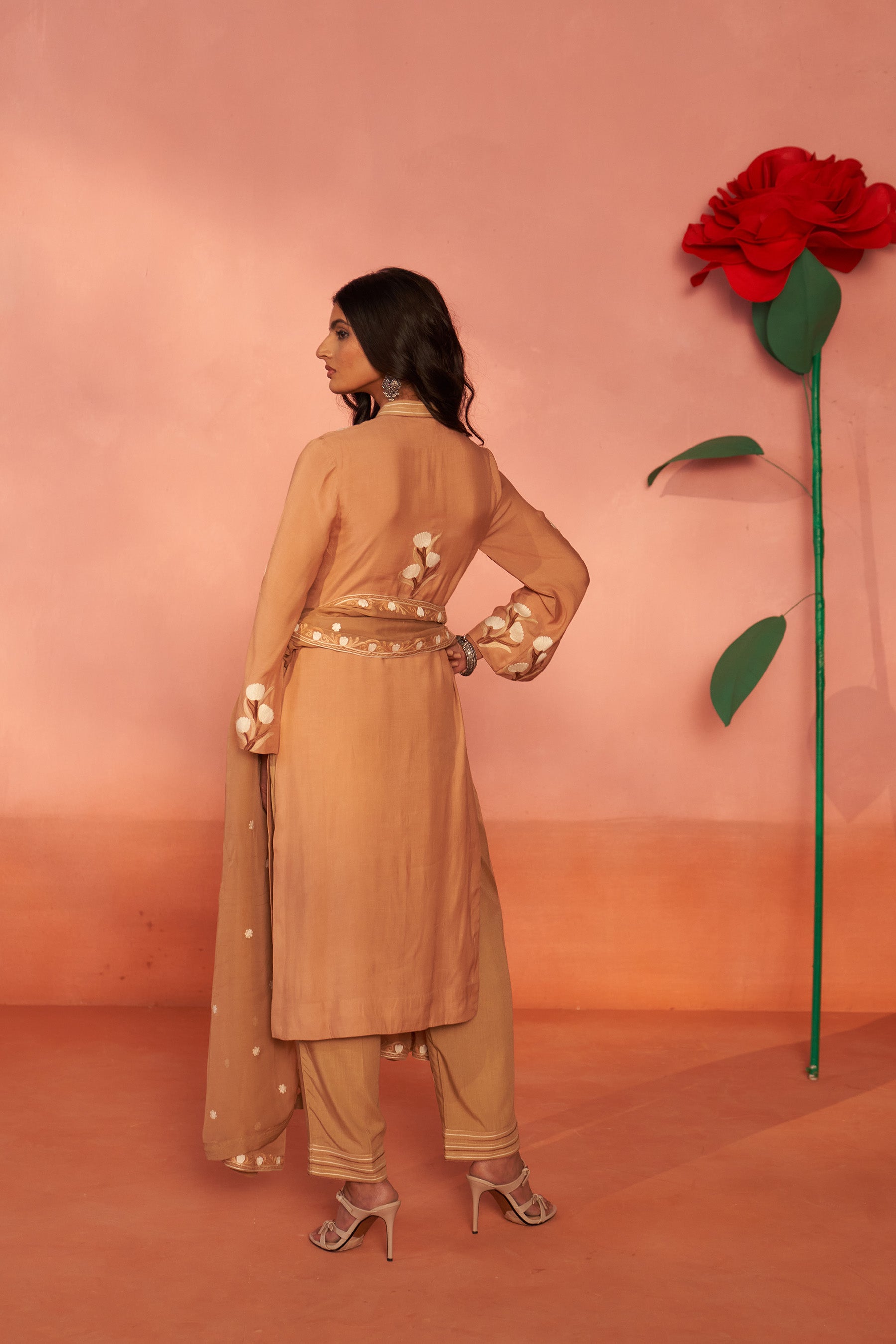 Baagh-e-Noor Kurta Set
