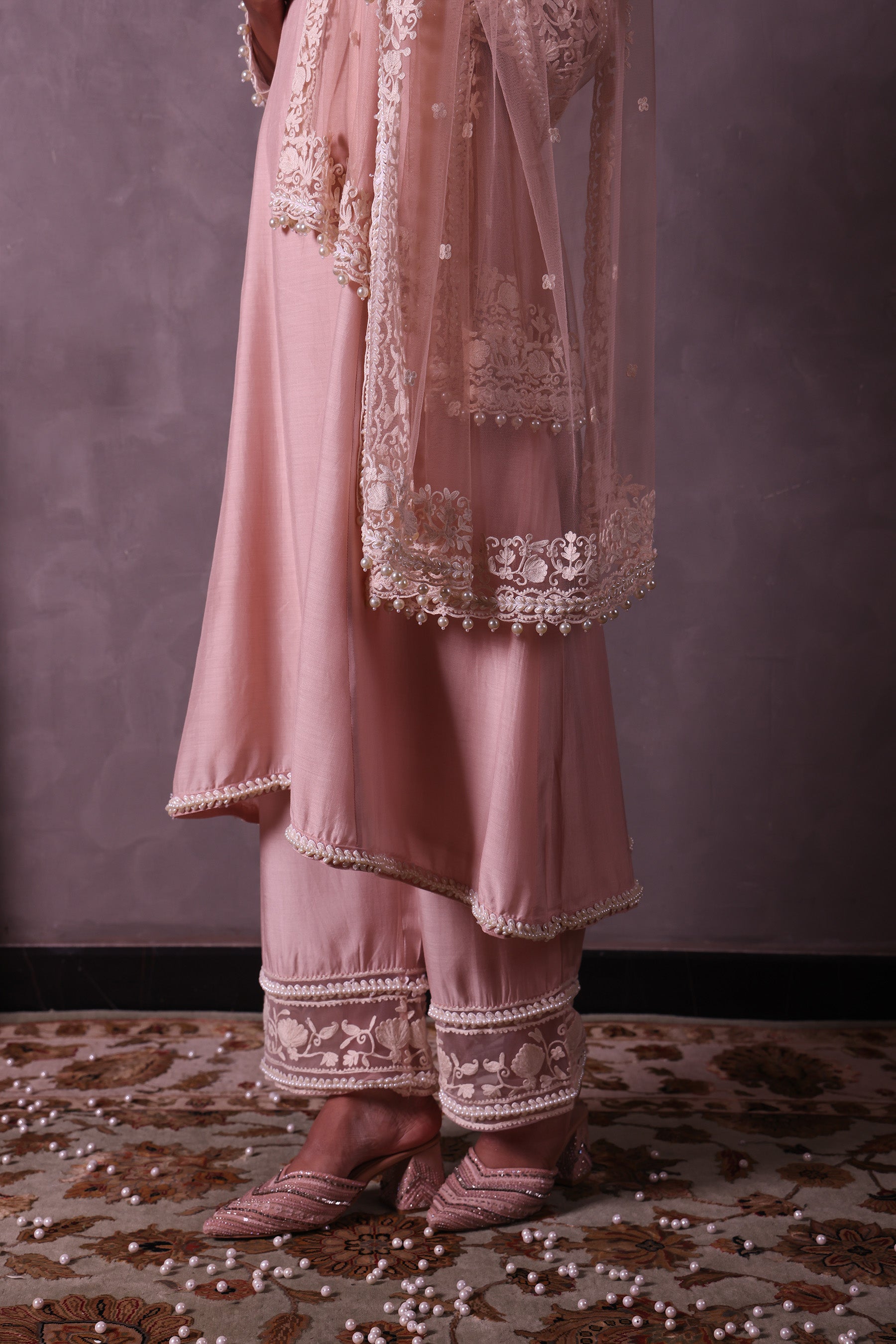 Pastel Pink Kashmiri Pheran Suit Set